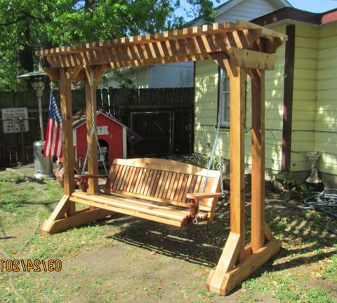 30 Inspirations 3-person Natural Cedar Wood Outdoor Swings